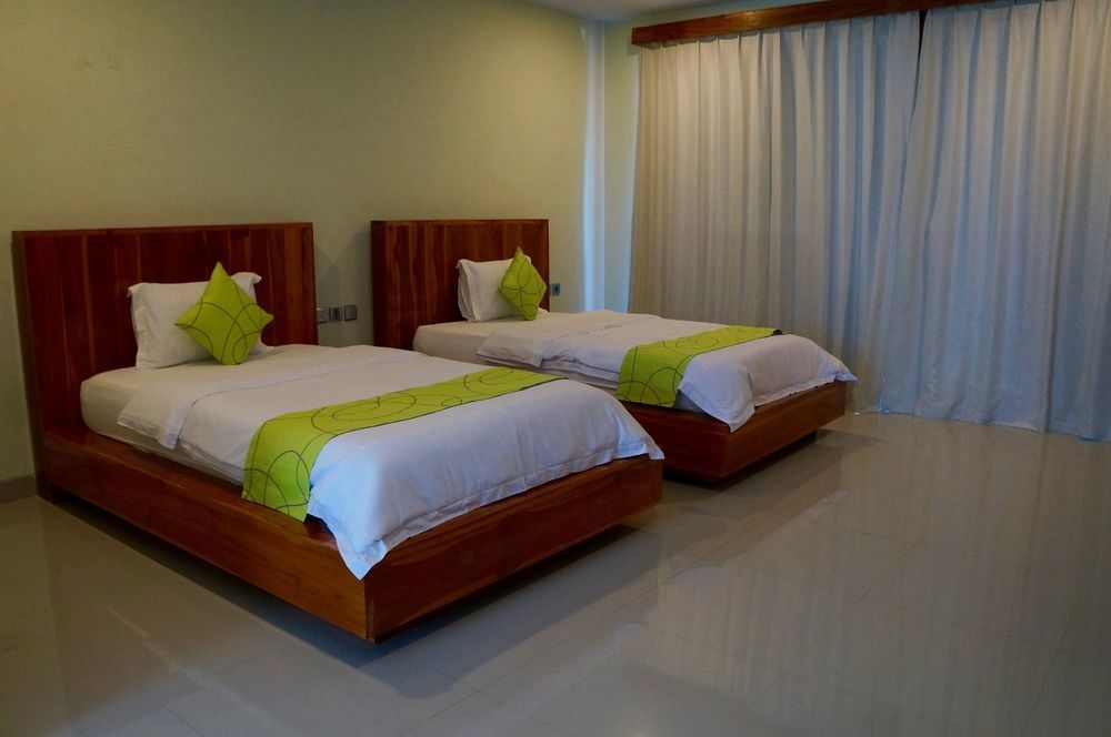 Villa Mata'Ano Mangsit Exterior foto