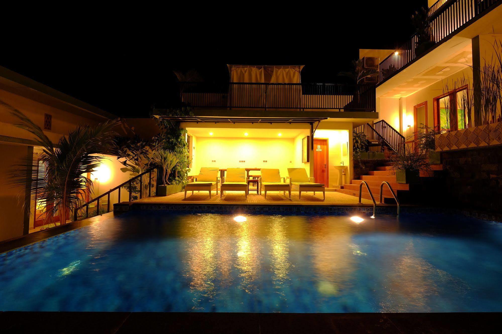 Villa Mata'Ano Mangsit Exterior foto